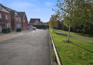 Photo 8- click for photo gallery